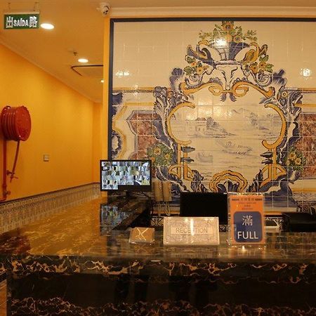 Joyful Family Inn Makau Bagian luar foto