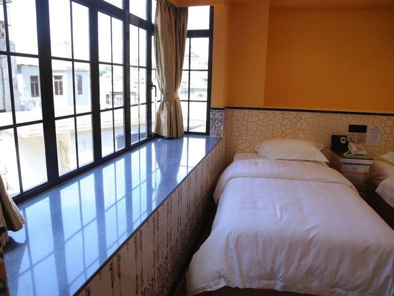 Joyful Family Inn Makau Bagian luar foto